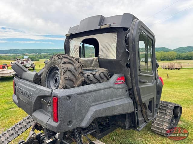 Image of Honda Pioneer 700 equipment image 4