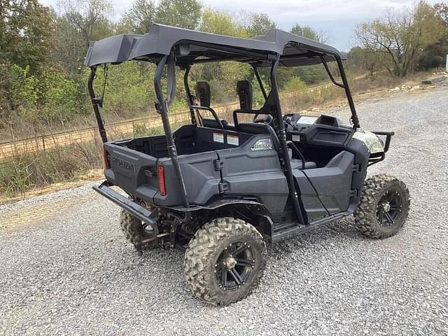 Image of Honda Pioneer 700 equipment image 2