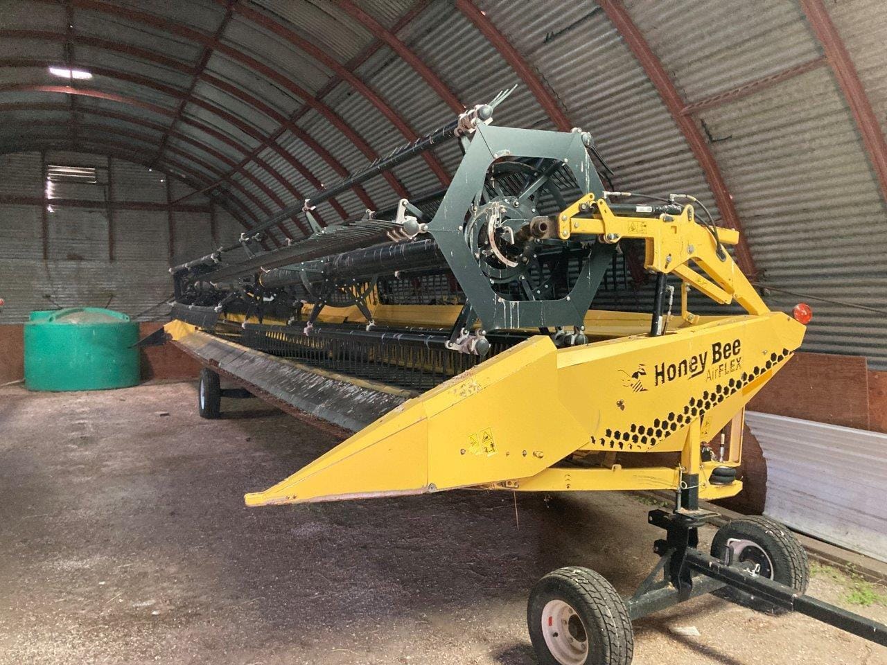 2015 Honey Bee AF240 Equipment Image0