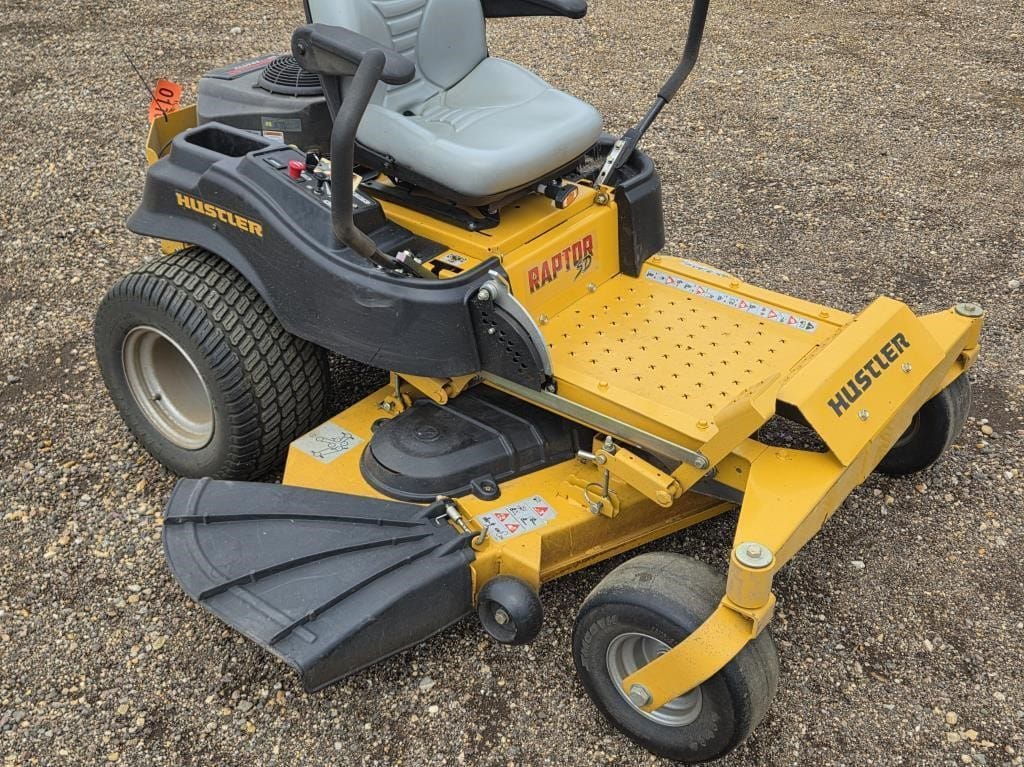 2015 Hustler Raptor Equipment Image0
