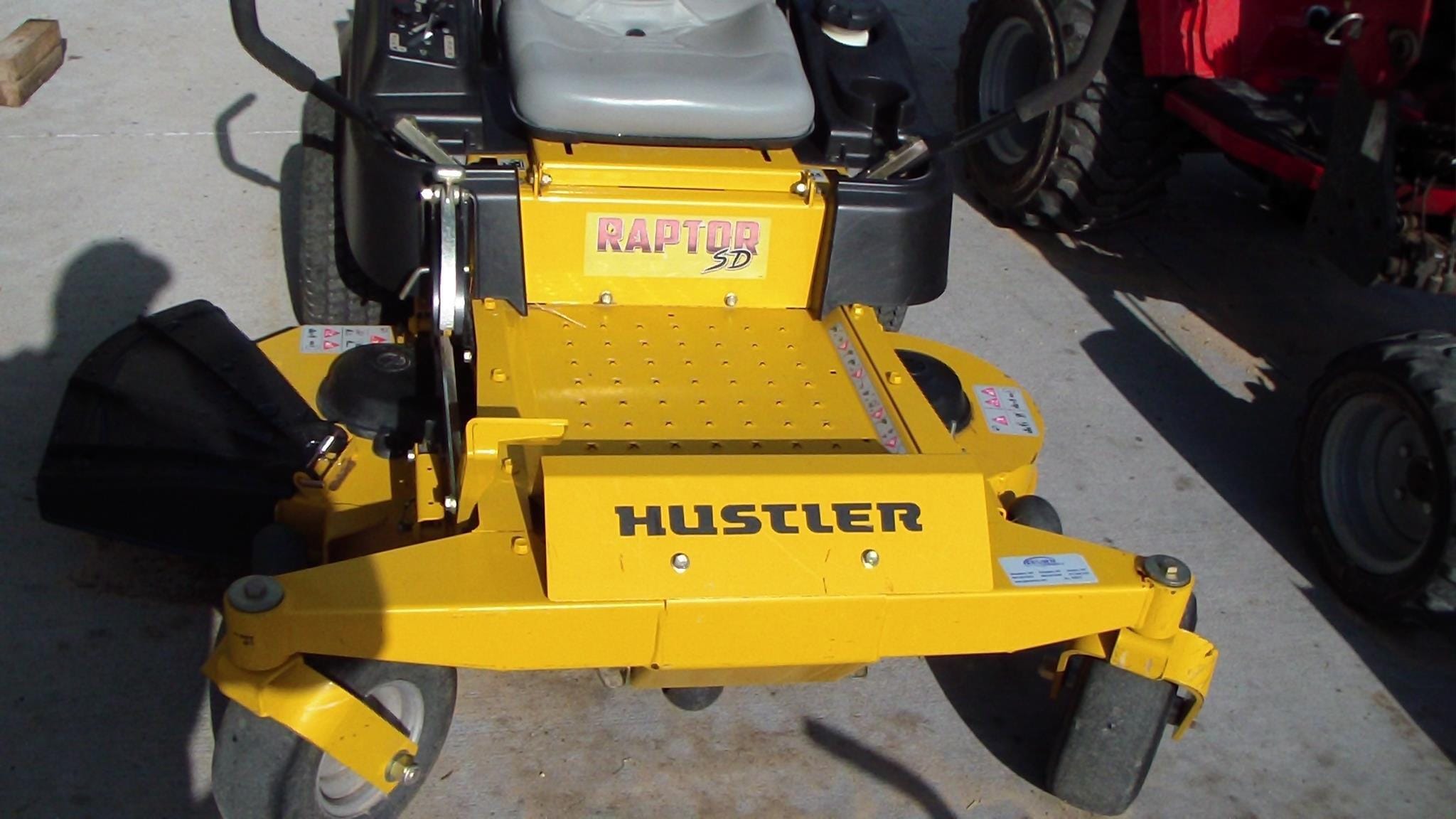 2015 Hustler Raptor SD Equipment Image0