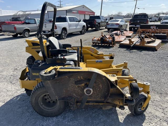 Image of Hustler Super 104 equipment image 1