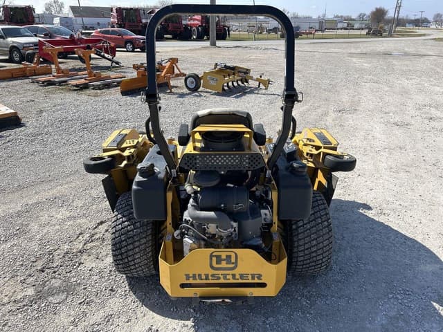 Image of Hustler Super 104 equipment image 3