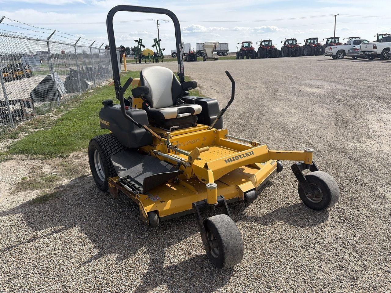 2015 Hustler Super Z Equipment Image0