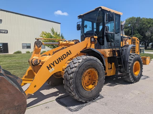 Image of Hyundai HL757XTD-9 equipment image 4