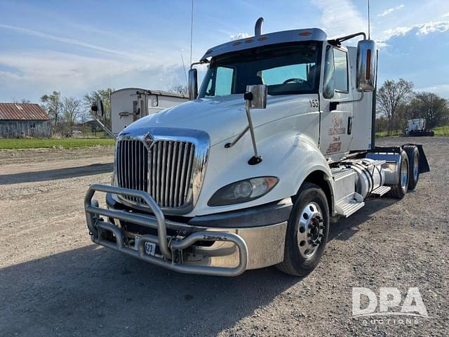 Image of International ProStar Plus 122 equipment image 1