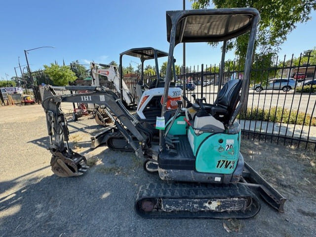 2015 IHI 17VX Equipment Image0