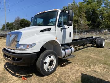 Main image International 4300