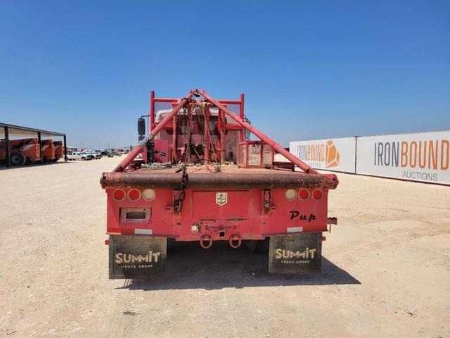 Image of International 4300 equipment image 3