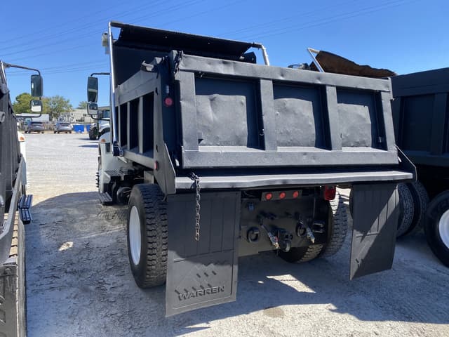 Image of International 7400 equipment image 1