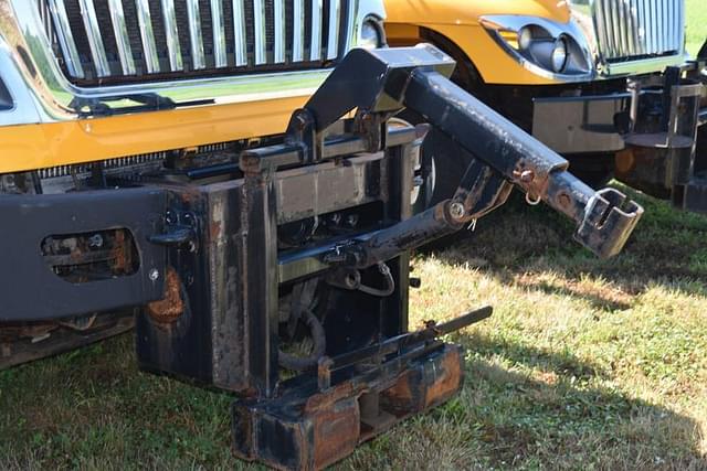 Image of International 7400 equipment image 3