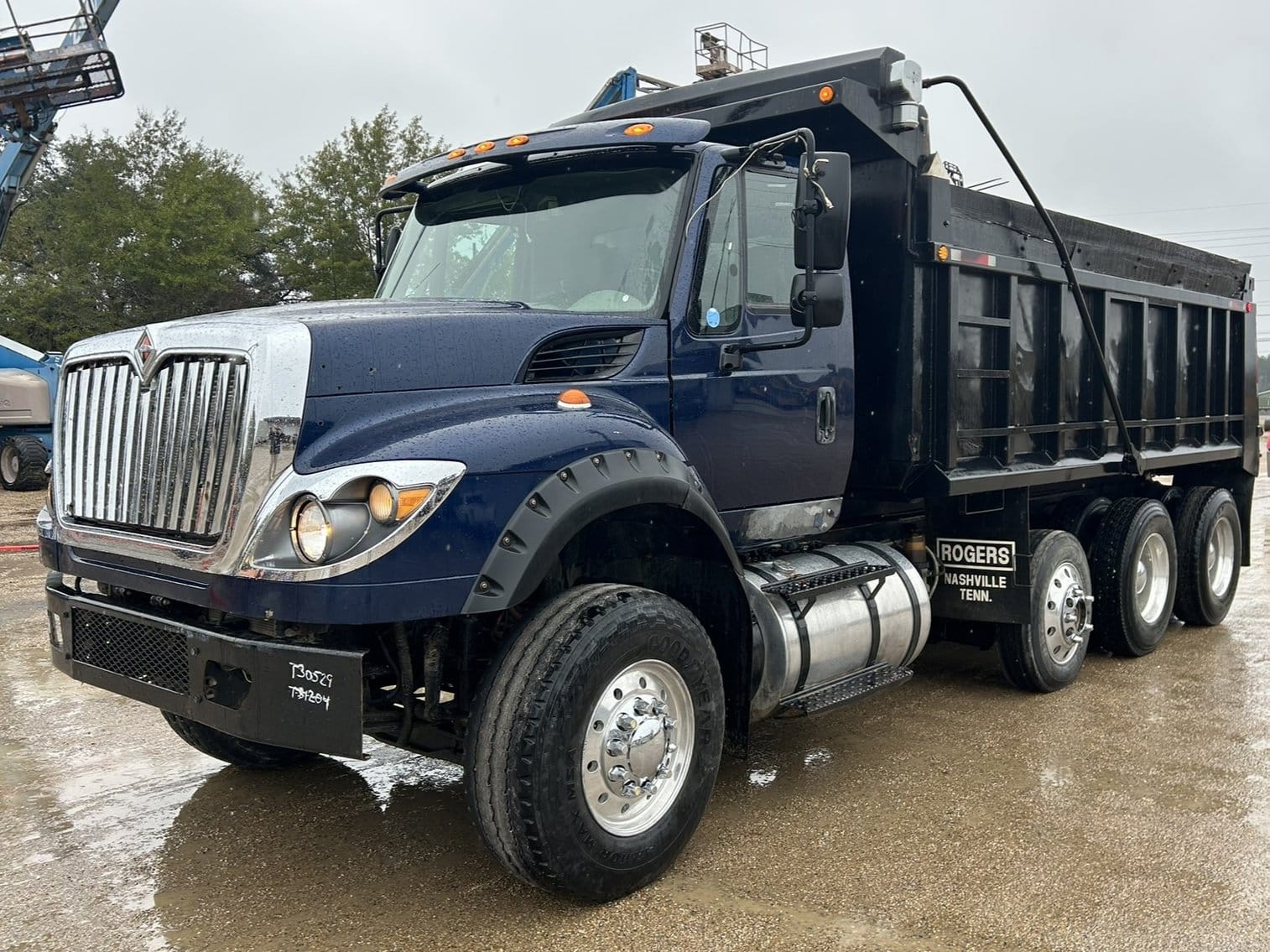2015 International 7600 Equipment Image0