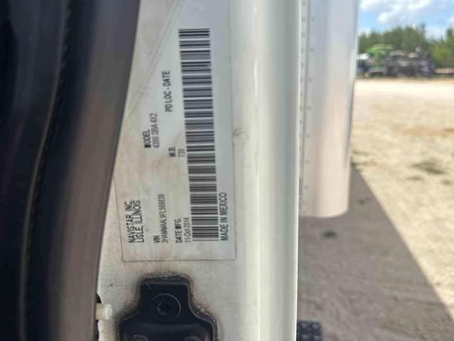 Image of International Durastar 4300 equipment image 1
