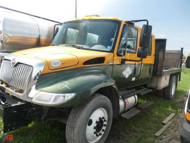 Image of International Durastar 4300 equipment image 1