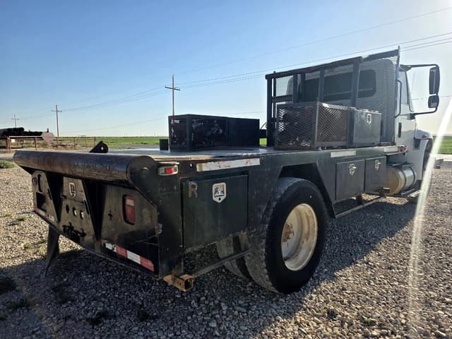 Image of International Durastar 4300 equipment image 4