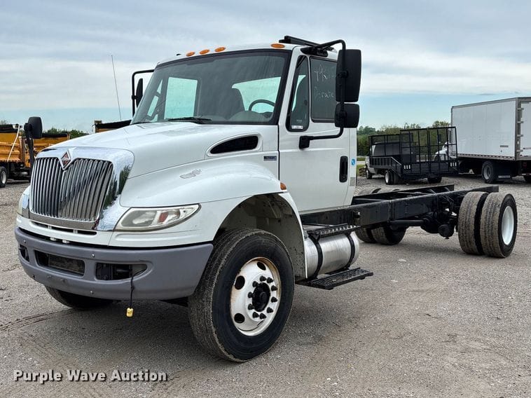 2015 International Durastar 4300 Equipment Image0