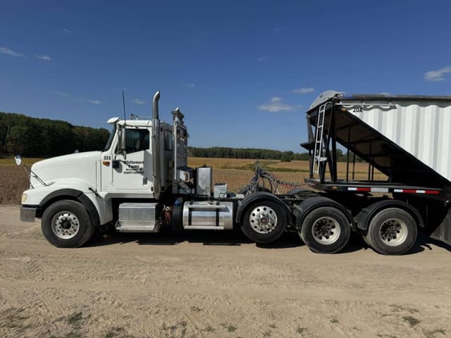 Image of International 5900i equipment image 1