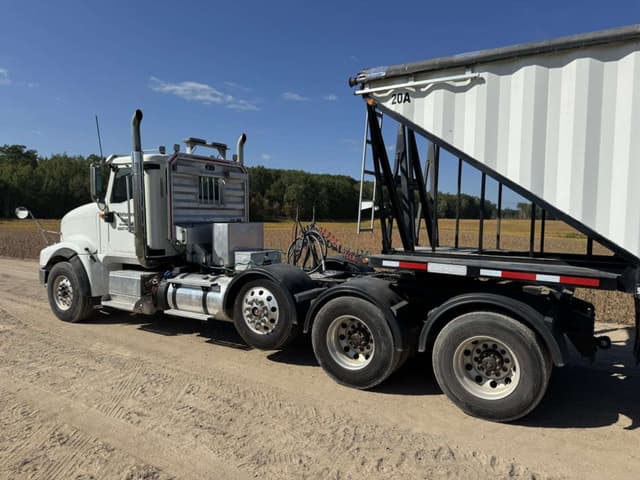 Image of International 5900i equipment image 2