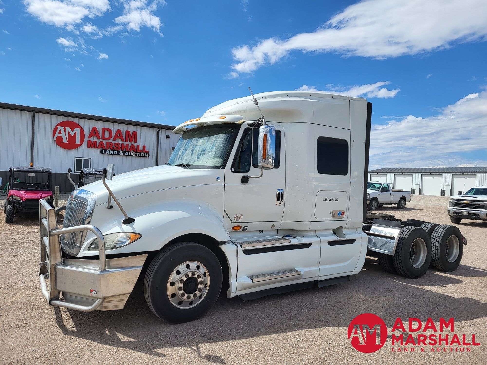 2015 International Navistar Equipment Image0