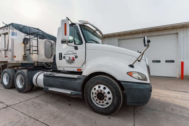 Image of International ProStar equipment image 1