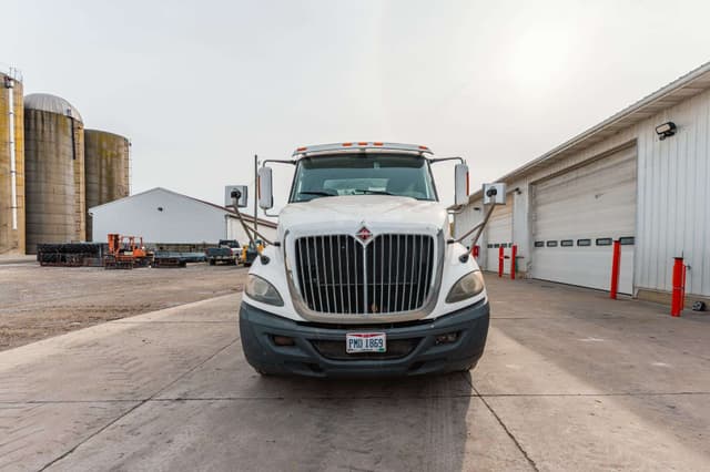 Image of International ProStar equipment image 2