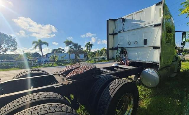 Image of International ProStar+ 113 equipment image 4