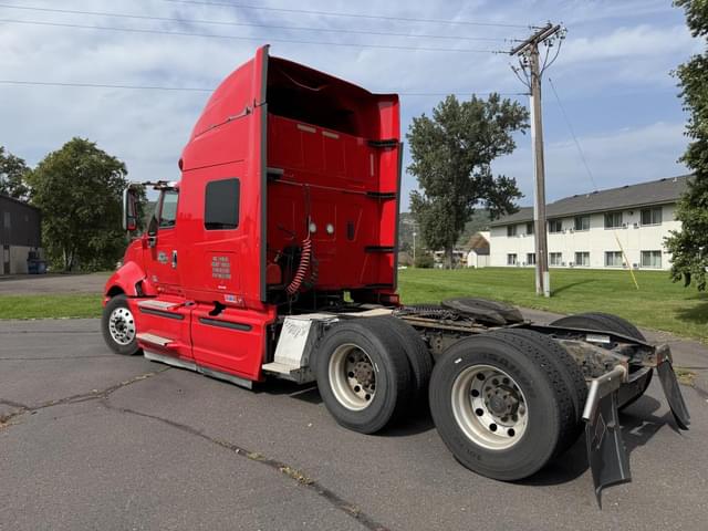 Image of International ProStar Plus 122 equipment image 2