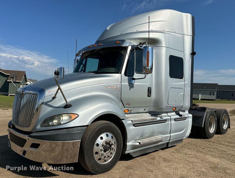 Image of International ProStar Plus 122 Primary image
