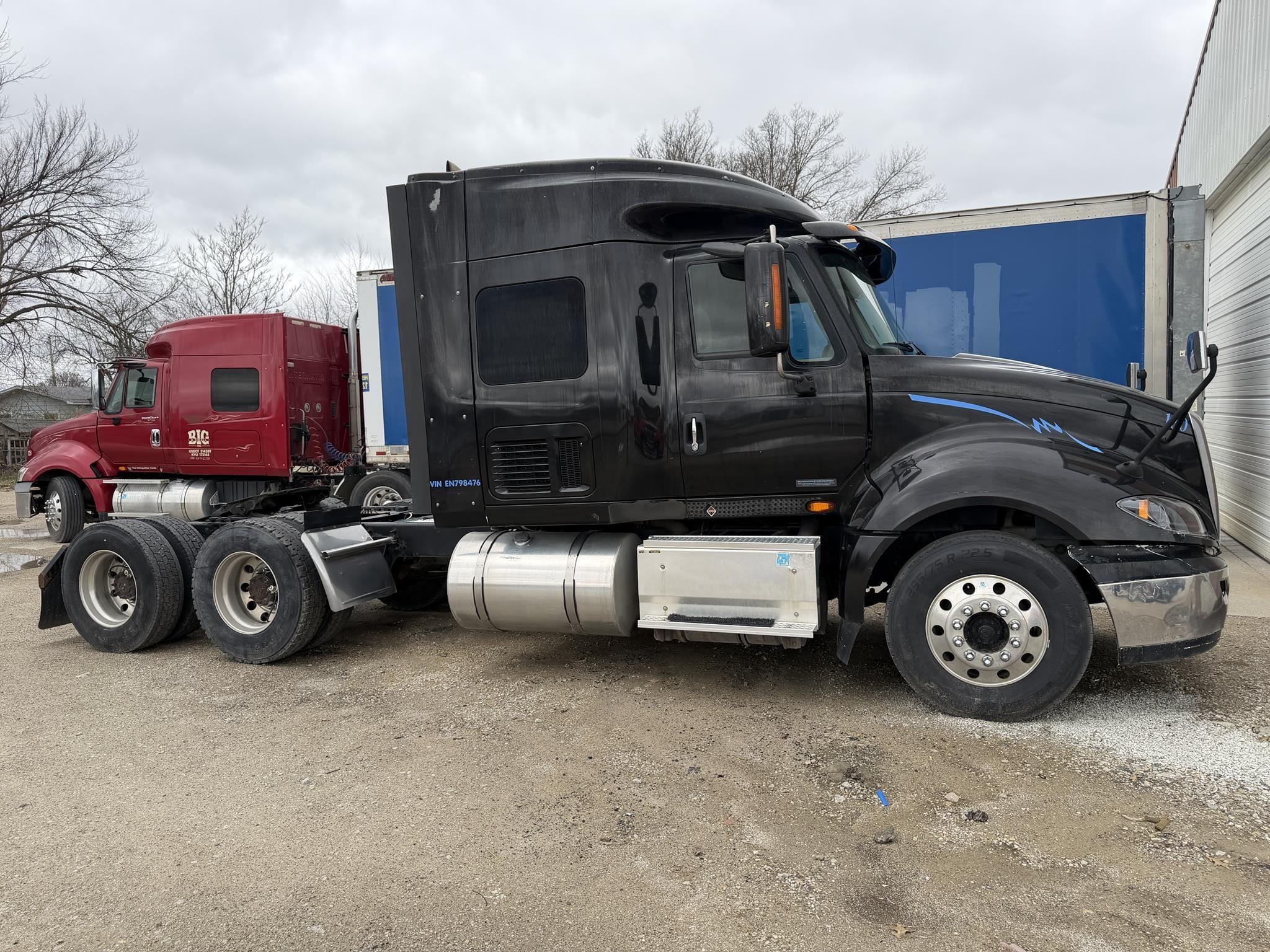 2015 International ProStar Plus 122 Equipment Image0