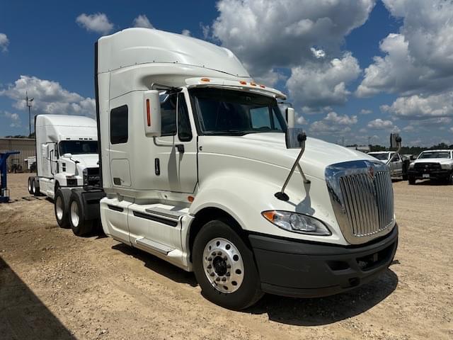 Image of International ProStar equipment image 1