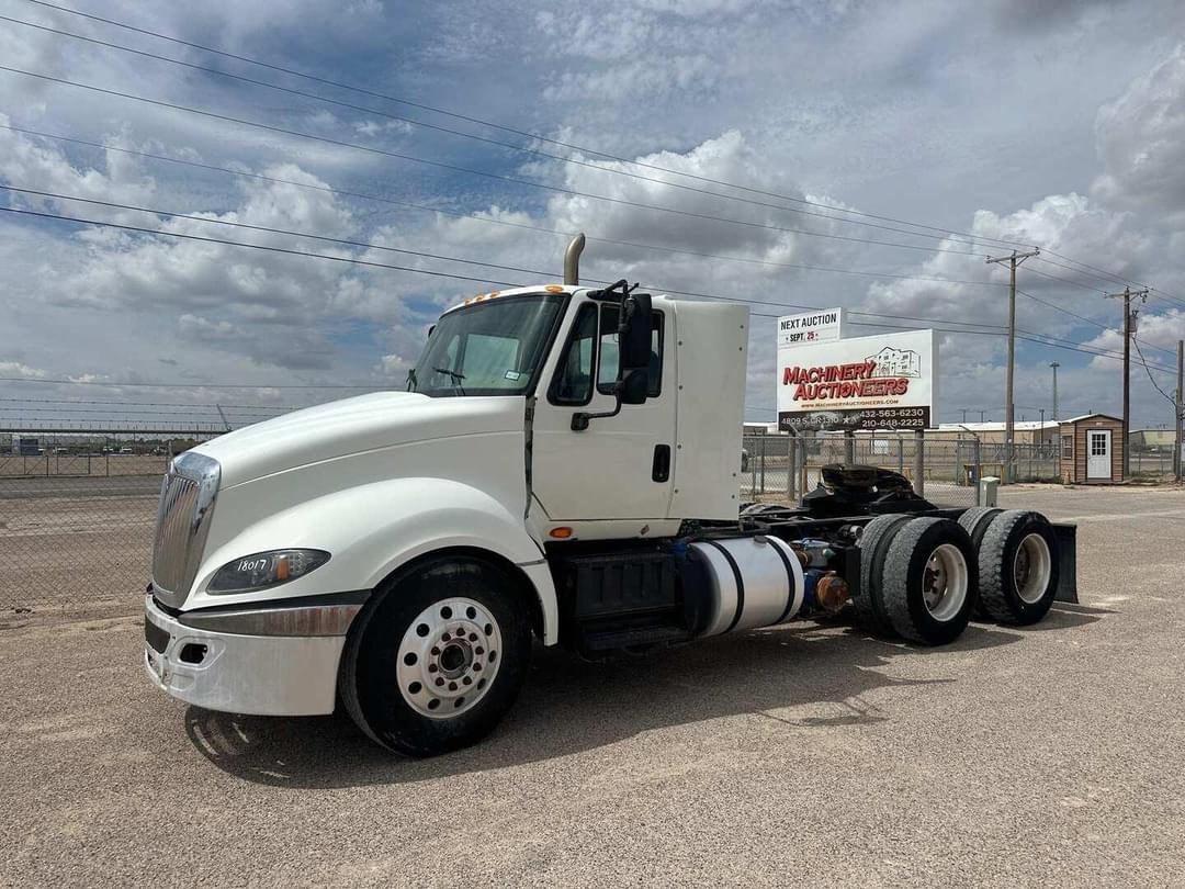 Image of International ProStar Primary image
