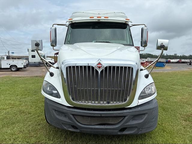 Image of International ProStar equipment image 1