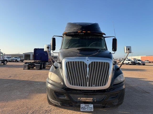 Image of International ProStar equipment image 1