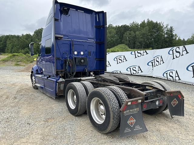 Image of International ProStar equipment image 2
