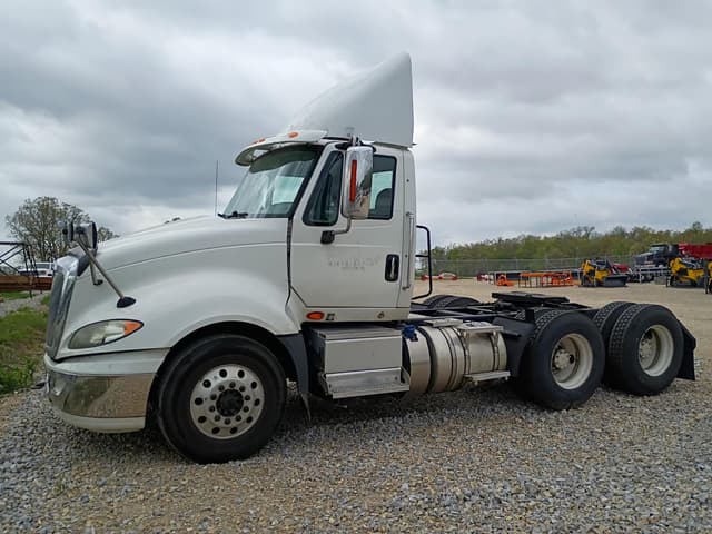 Image of International ProStar equipment image 1