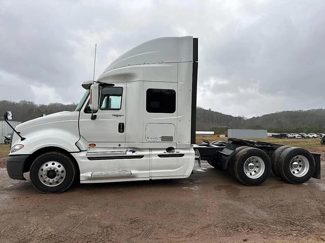Image of International ProStar equipment image 1