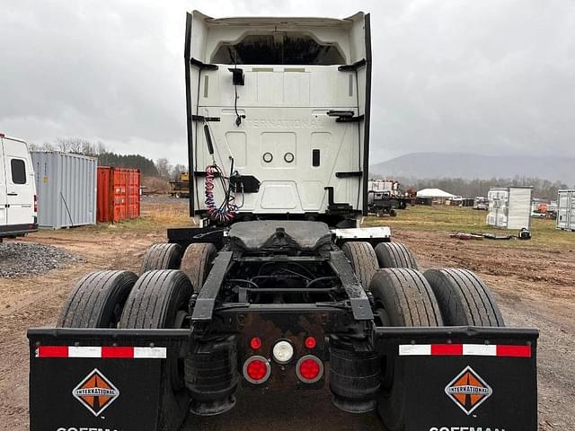 Image of International ProStar equipment image 3