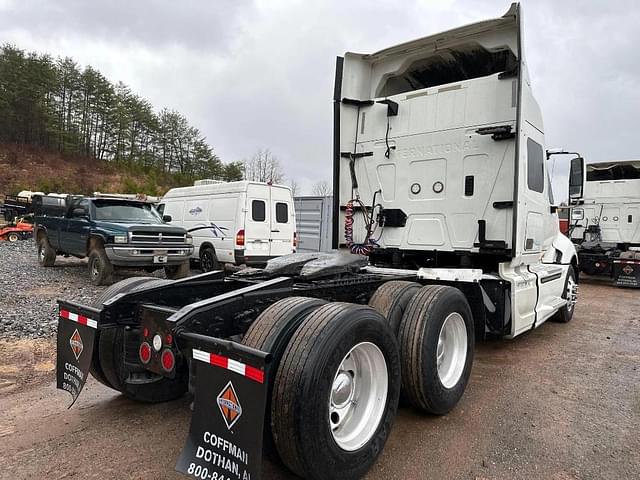 Image of International ProStar equipment image 4