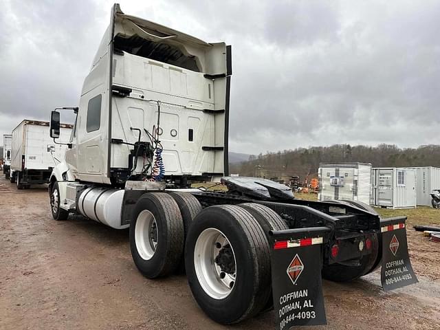 Image of International ProStar equipment image 2