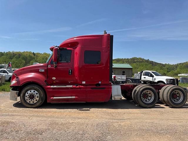 Image of International ProStar equipment image 1