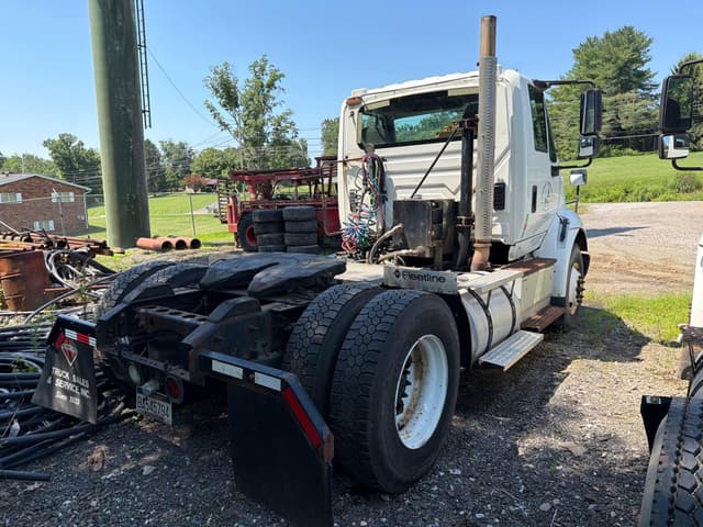 Image of International Transtar 8600 equipment image 3
