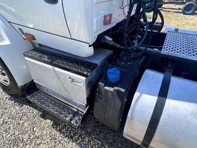 Image of International  Transtar 8600 equipment image 3