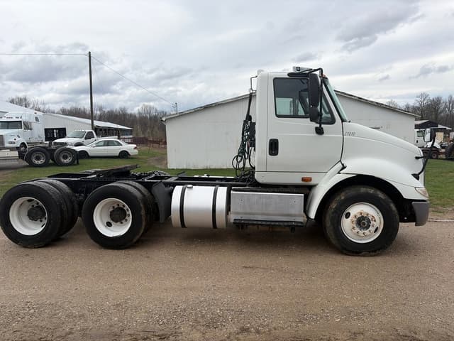 Image of International  Transtar 8600 equipment image 3