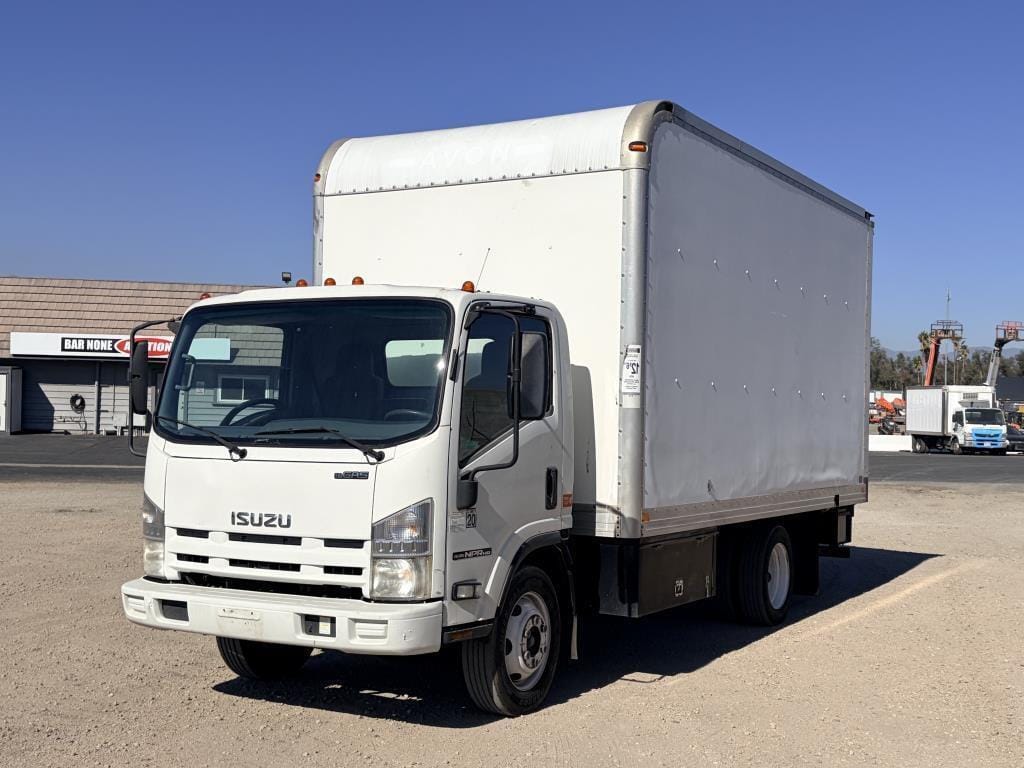 2015 Isuzu NPR Equipment Image0