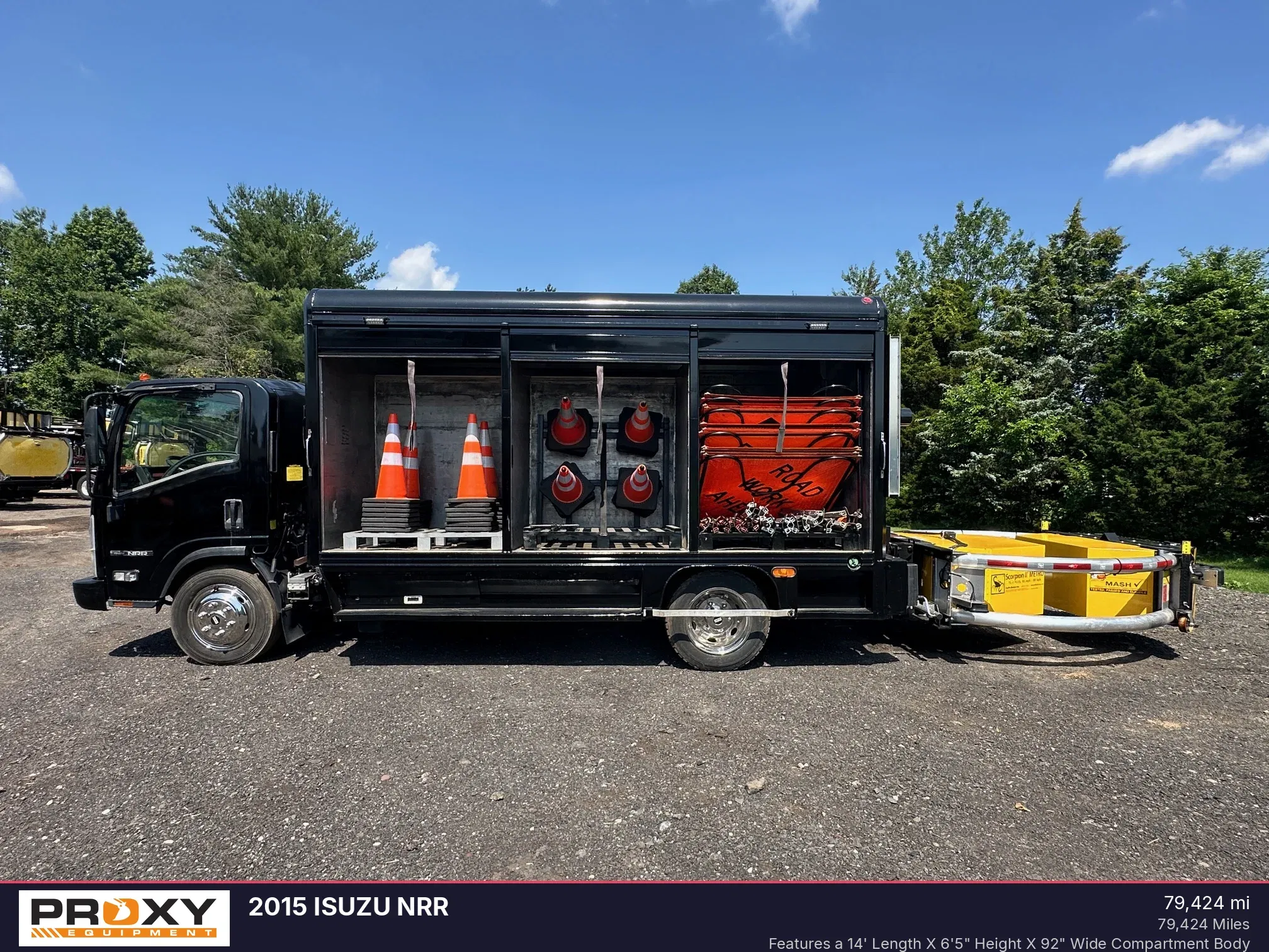 2015 Isuzu NRR Equipment Image0