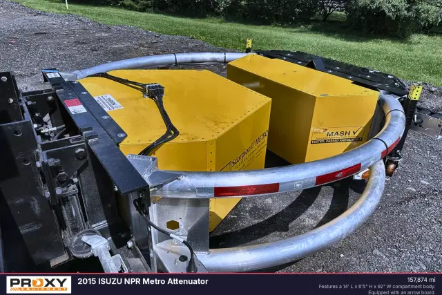 Image of Isuzu NPR equipment image 2