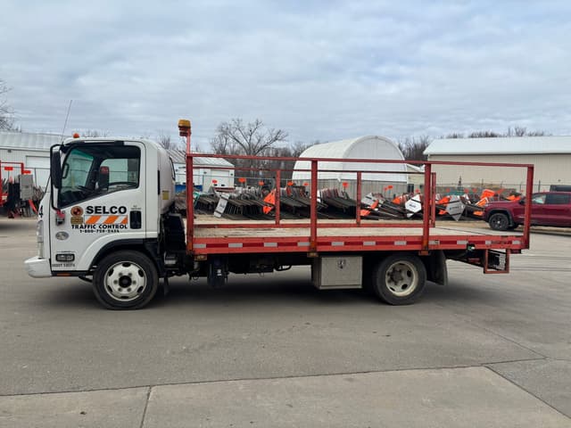 Image of Isuzu NPRXD equipment image 1