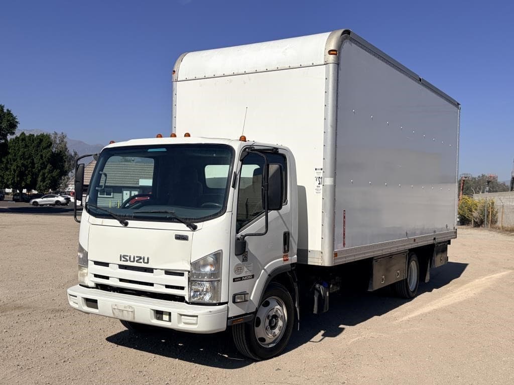 Image of Isuzu NRR Primary image