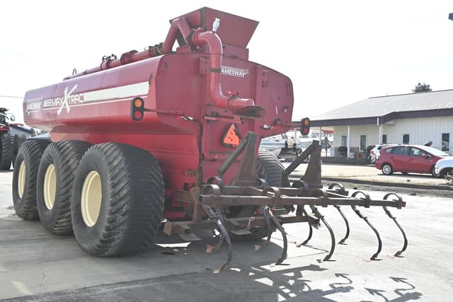 Image of Jamesway 6200 equipment image 4