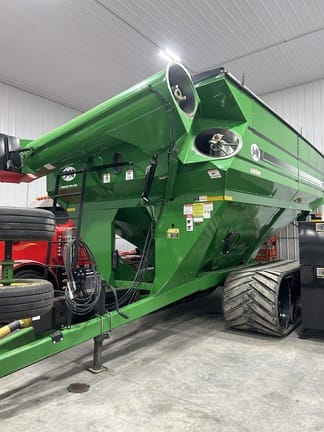 2015 J&M 1151 Equipment Image0